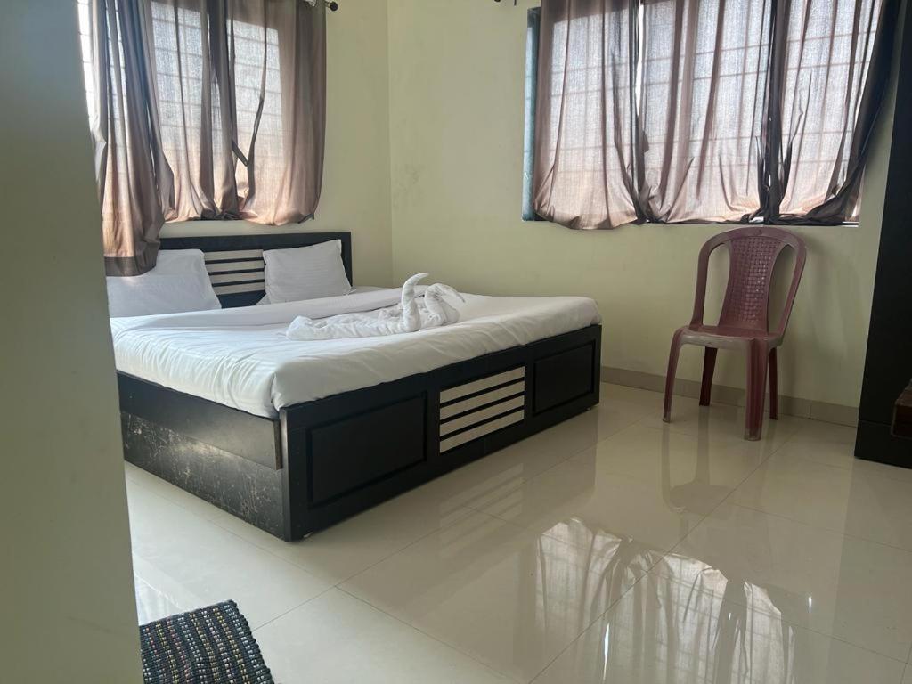 Blue Bell Homestay Лонавла Екстер'єр фото
