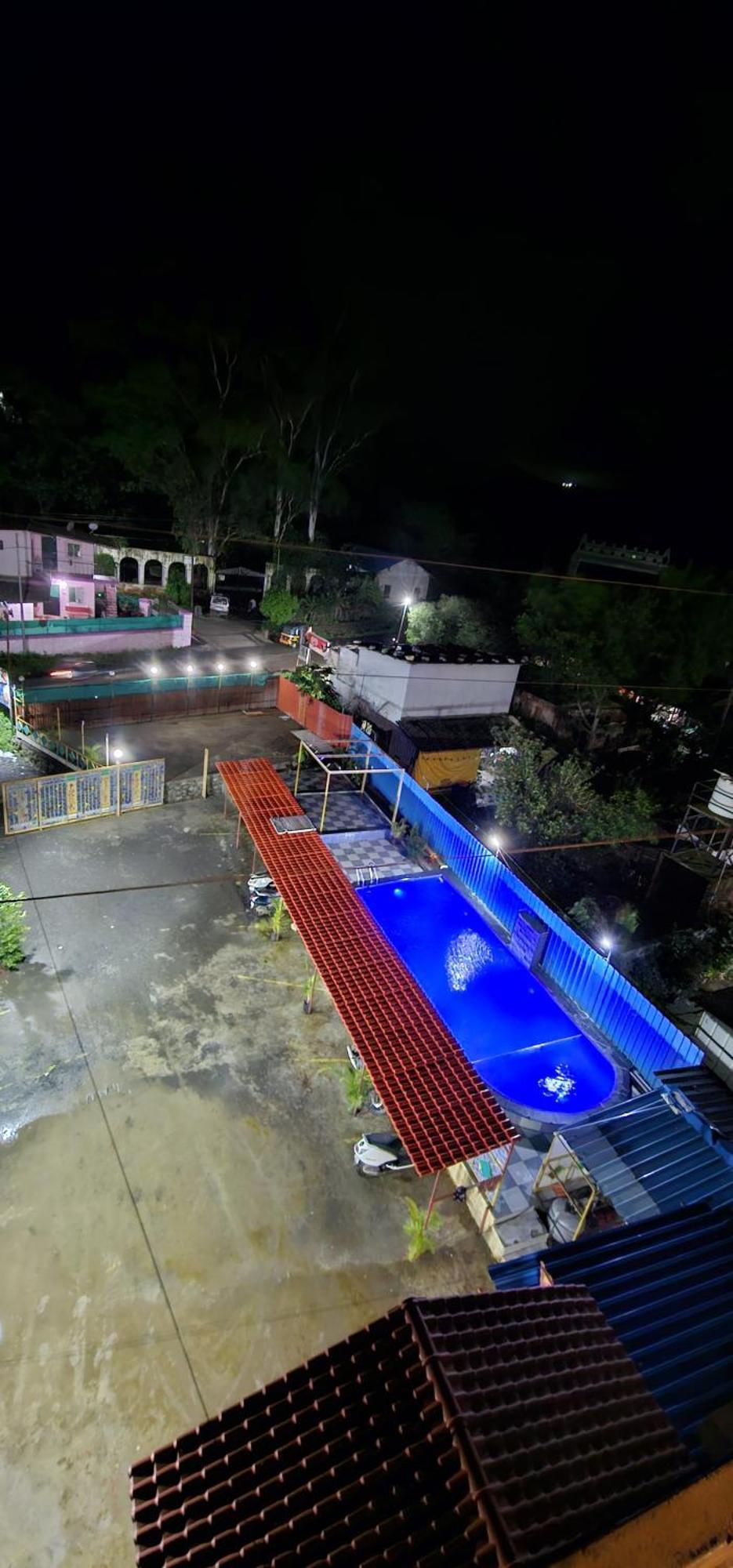 Blue Bell Homestay Лонавла Екстер'єр фото