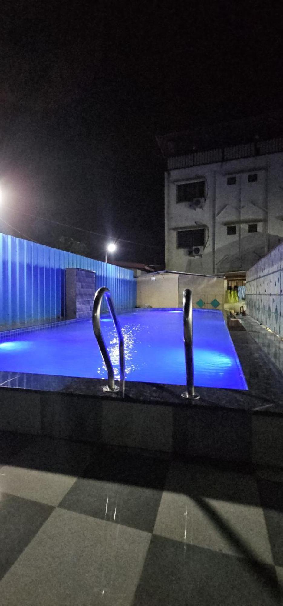 Blue Bell Homestay Лонавла Екстер'єр фото
